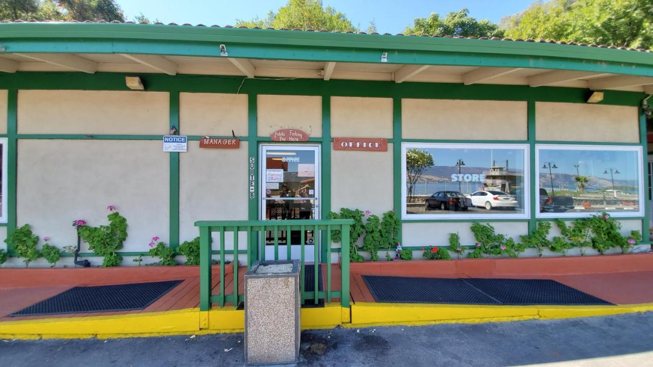 Clear Lake Vista Hotel